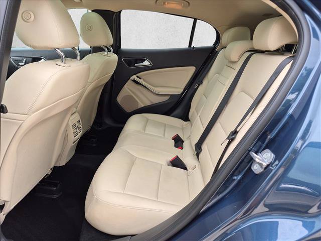 Used 2019 Mercedes-Benz GLA 250 4MATIC image 20
