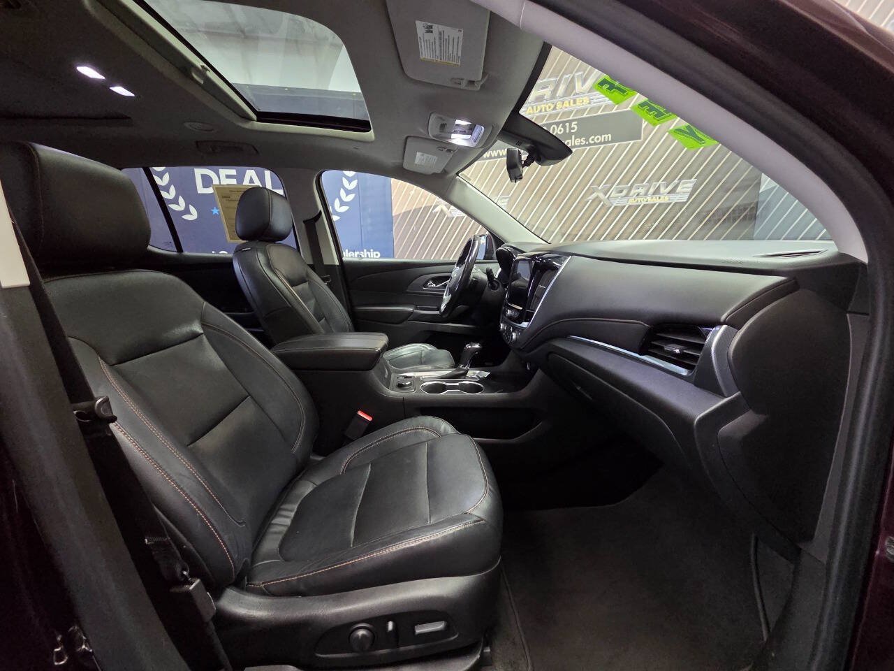 Used 2019 Chevrolet Traverse Premier w/ Driver Confidence II Package FWD image 26