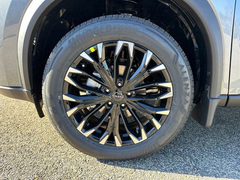 New 2026 Nissan Rogue SV image 11