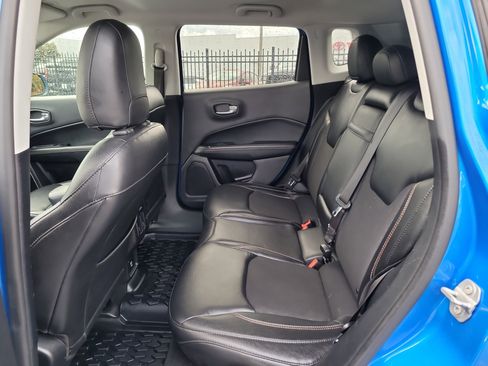 Used 2018 Jeep Compass Latitude image 15