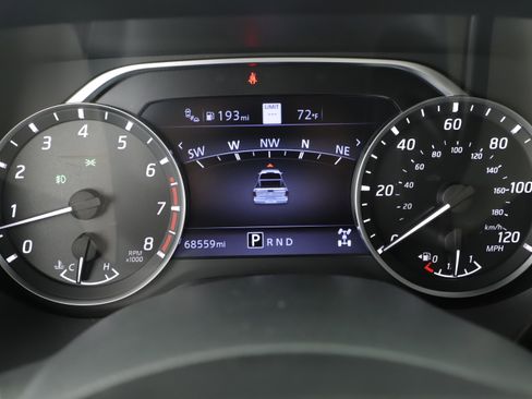 Used 2021 Nissan Titan Platinum Reserve w/ Off Road Protection Package image 20