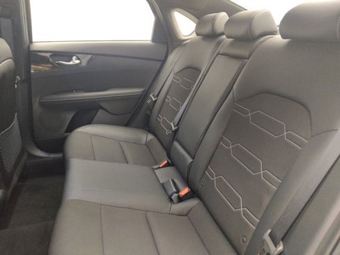 Used 2023 Kia Forte GT-Line w/ GT-Line Premium Package FWD image 18