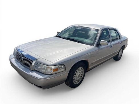 Used 2007 Mercury Grand Marquis LS RWD image 1