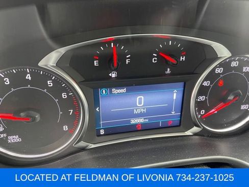 Used 2023 GMC Acadia SLE w/ Driver Convenience Package image 8