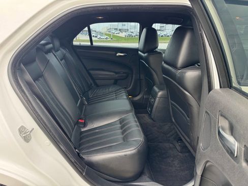 Used 2015 Chrysler 300 S image 13