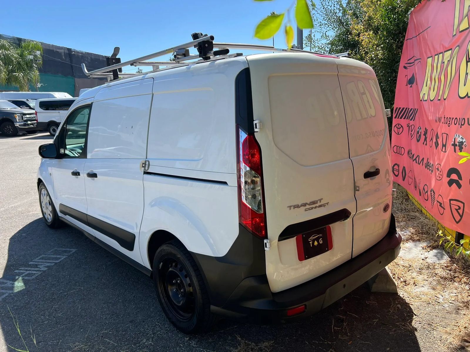 Used 2020 Ford Transit Connect XL FWD image 8