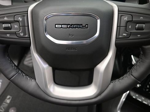 New 2026 GMC Sierra 1500 Denali AWD/4WD image 19
