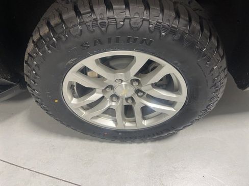 Used 2023 Chevrolet Tahoe LT image 33