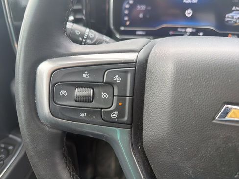 Used 2025 Chevrolet Silverado 1500 LT AWD/4WD image 23