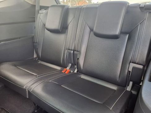 Used 2021 Volkswagen Atlas SE image 11