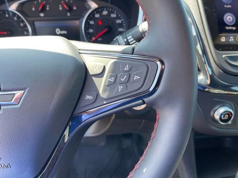 Used 2024 Chevrolet Equinox RS w/ RS Leather Package FWD image 17