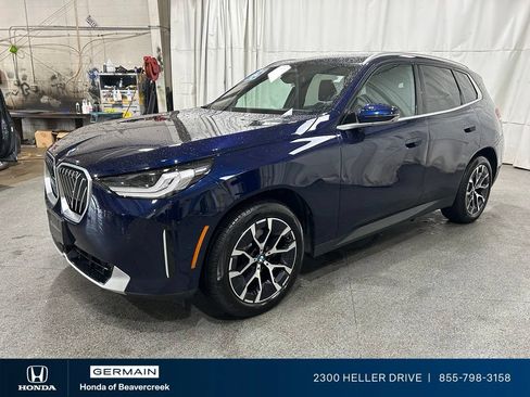 Used 2025 BMW X3 xDrive30i AWD/4WD image 4