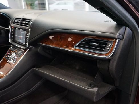 Used 2017 Lincoln Continental Reserve w/ Technology Package image 47