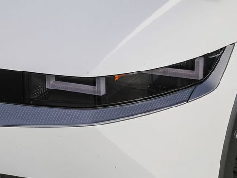 Certified 2023 Hyundai Ioniq 5 Limited RWD image 8