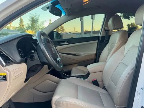 Used 2018 Hyundai Tucson SEL Plus image 16