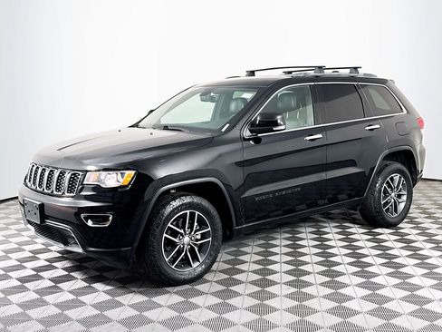 Used 2018 Jeep Grand Cherokee Limited image 4