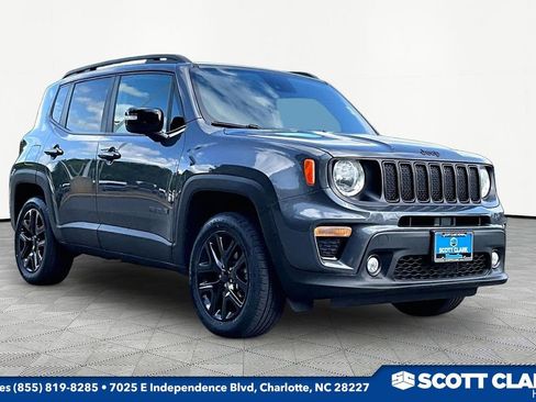 Used 2022 Jeep Renegade Altitude AWD/4WD image 1
