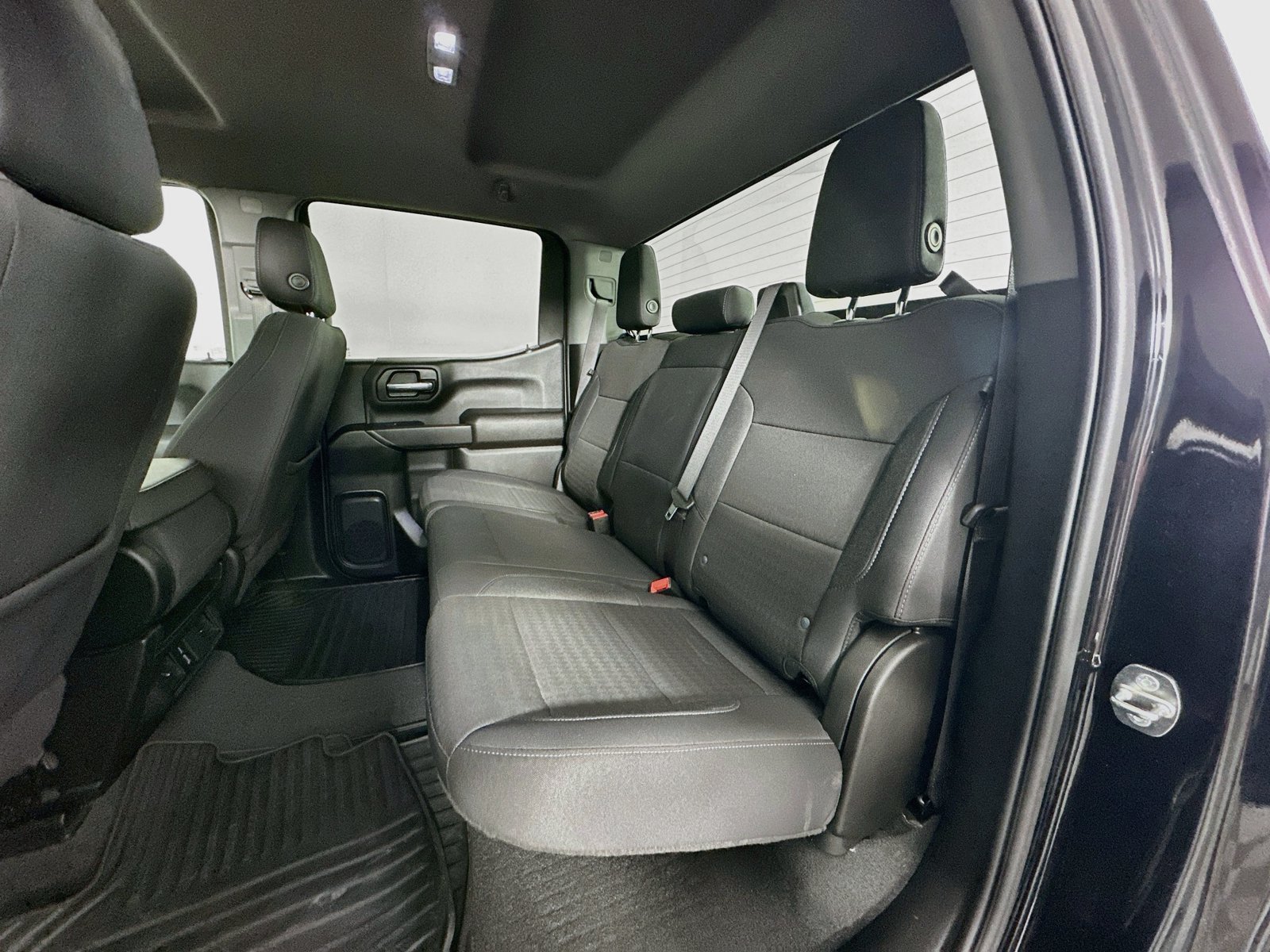 Used 2024 Chevrolet Silverado 1500 Custom w/ Turbomax Blackout Package AWD/4WD image 24