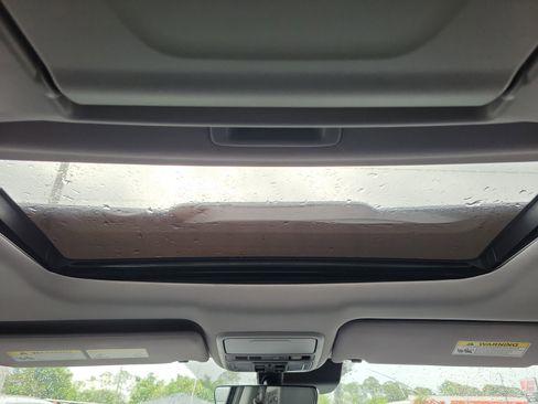 Used 2019 Honda Pilot Touring image 20
