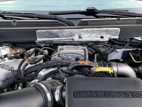 Used 2019 Chevrolet Silverado 3500 High Country w/ Duramax Plus Package image 10