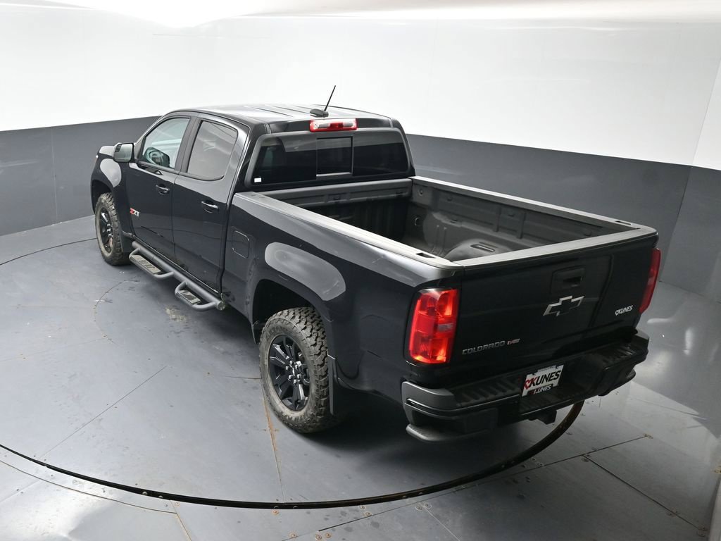 Used 2020 Chevrolet Colorado Z71 w/ Z71 Midnight Edition AWD/4WD image 46