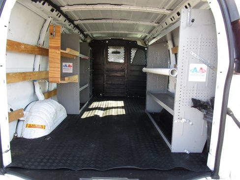 Used 2020 Chevrolet Express 2500 w/ Driver Convenience Package RWD image 20