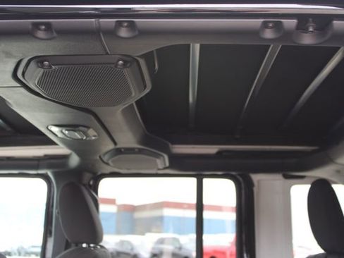 Used 2023 Jeep Wrangler Unlimited Rubicon 4xe w/ Steel Bumper Group AWD/4WD image 45
