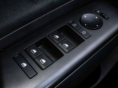 Used 2025 Hyundai Kona SEL image 10