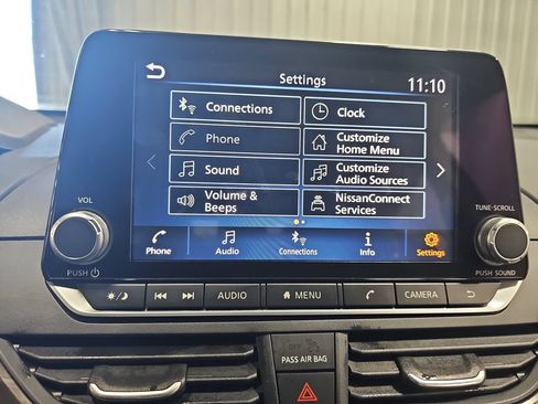 Certified 2025 Nissan Altima 2.5 SV FWD image 22