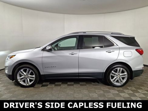 Used 2019 Chevrolet Equinox Premier image 2