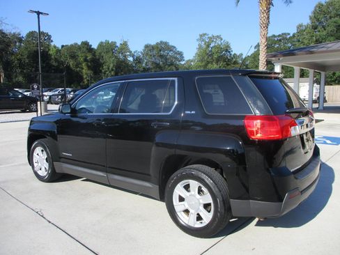 Used 2013 GMC Terrain SLE FWD image 3