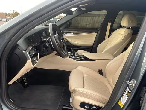 Used 2022 BMW 540i w/ M Sport Package image 21