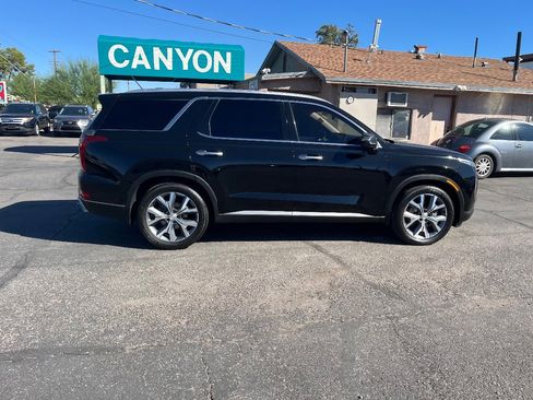 Used 2021 Hyundai Palisade SEL w/ Convenience Package image 3