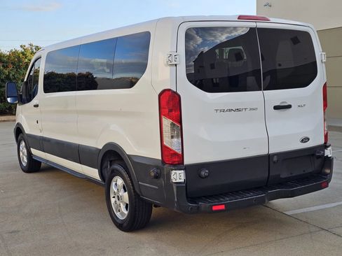 Used 2017 Ford Transit 350 XLT RWD image 7