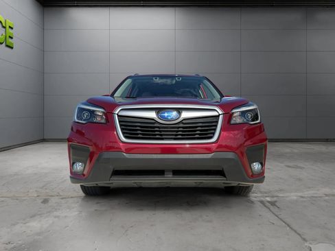 Used 2021 Subaru Forester Premium AWD/4WD image 3