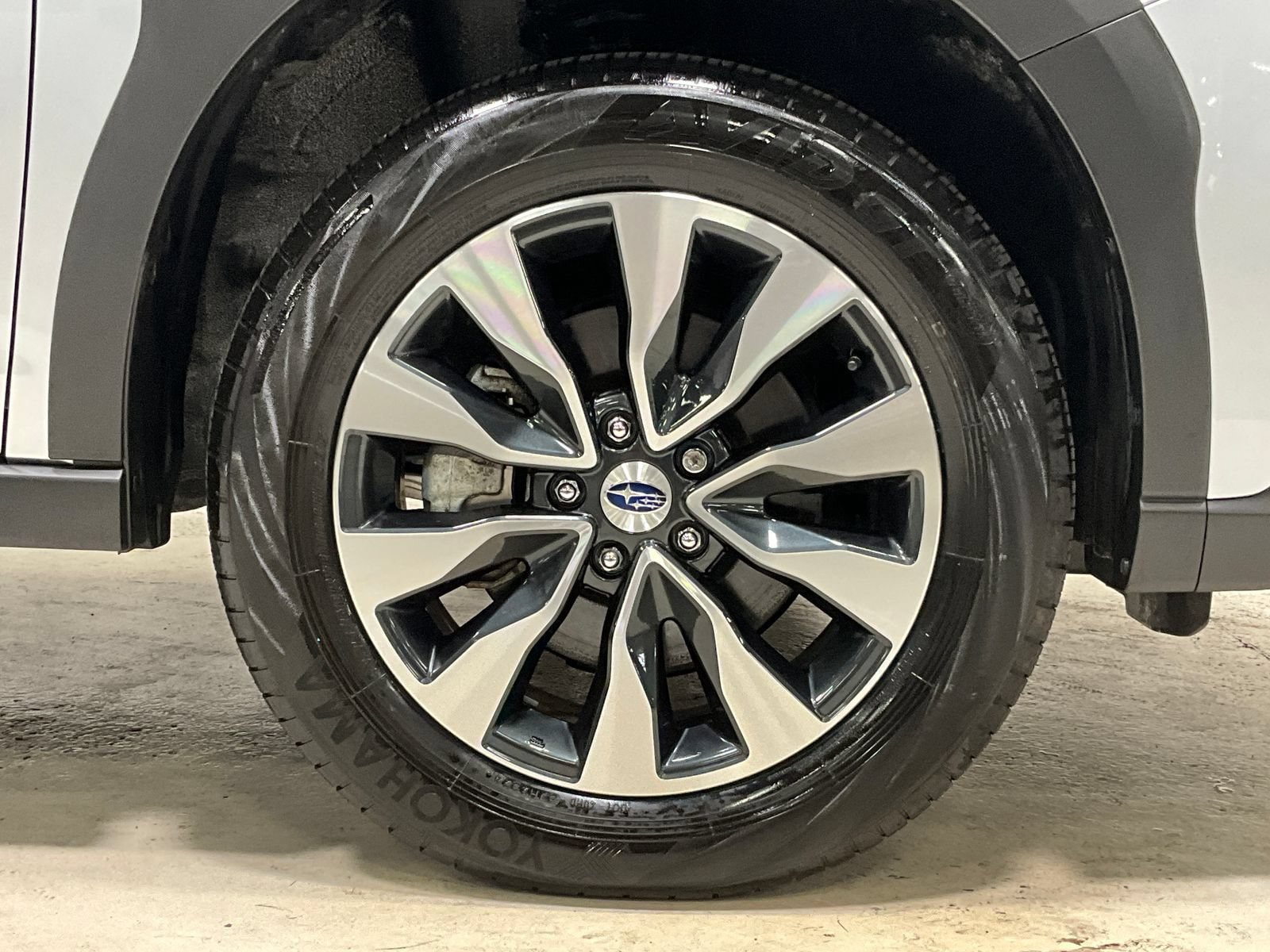 Used 2025 Subaru Outback Limited AWD/4WD image 11