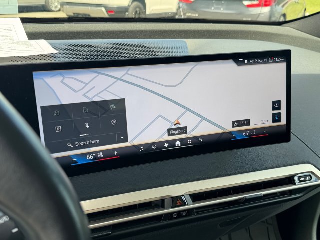 Used 2024 BMW iX xDrive50 w/ Sport Package AWD/4WD image 20