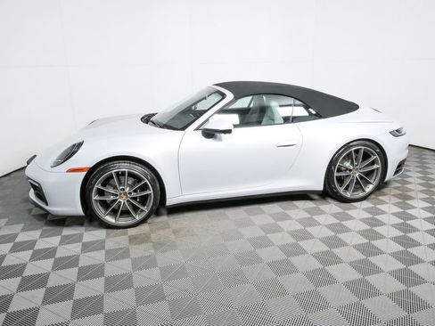 Used 2024 Porsche 911 Carrera 4S image 2