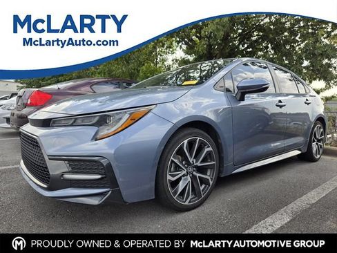 Used 2022 Toyota Corolla SE FWD image 1