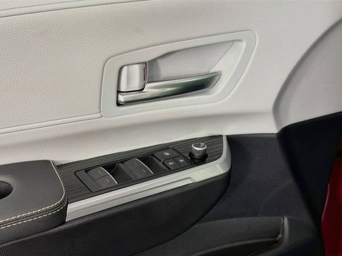 New 2026 Toyota Sienna XSE FWD image 22