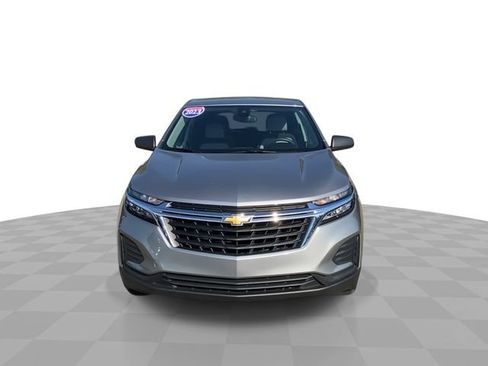 Used 2023 Chevrolet Equinox LS w/ LS Convenience Package AWD/4WD image 5