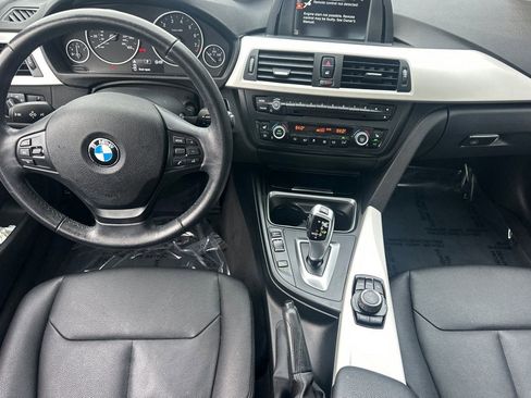 Used 2015 BMW 320i xDrive Sedan image 26