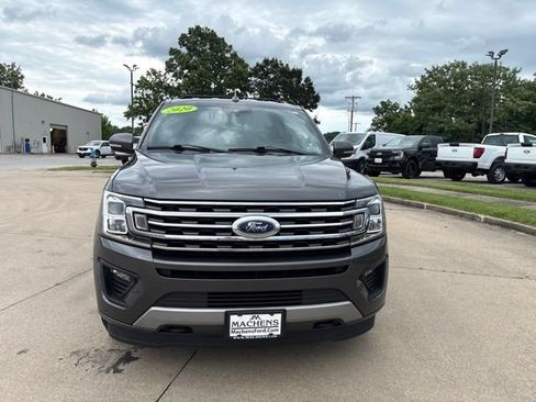 Used 2020 Ford Expedition Max XLT w/ Equipment Group 202A AWD/4WD image 8