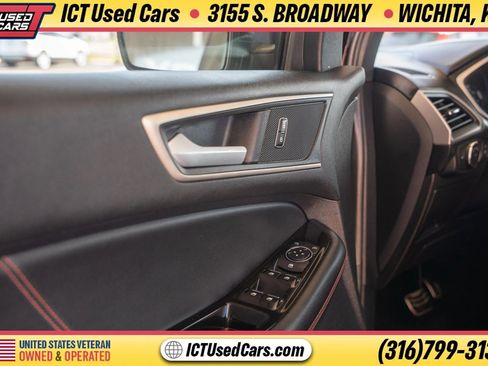Used 2020 Ford Edge ST-Line w/ Cold Weather Package AWD/4WD image 15