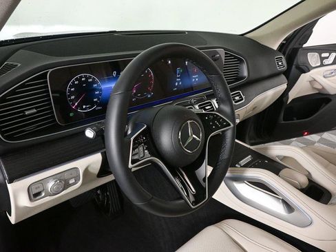 Certified 2026 Mercedes-Benz GLE 450 4MATIC image 6
