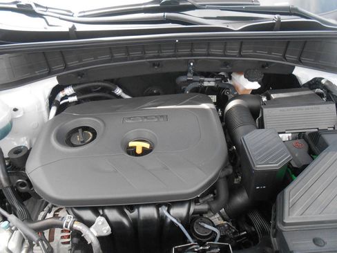Used 2018 Hyundai Tucson SE AWD/4WD image 20