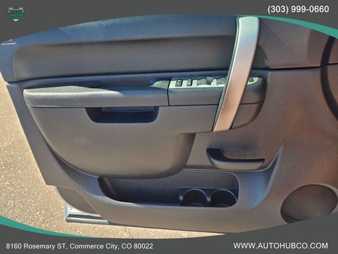 Used 2010 Chevrolet Silverado 2500 LT w/ Interior Plus Package AWD/4WD image 20