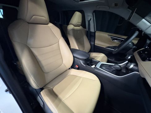 Certified 2025 Toyota RAV4 XLE Premium FWD image 38