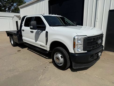 Used 2024 Ford F350 XL AWD/4WD image 2
