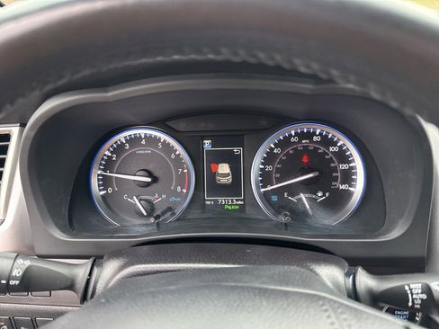 Used 2019 Toyota Highlander Limited image 16